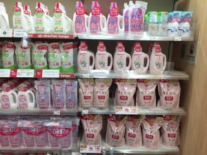 洗剤・柔軟剤などの日用品